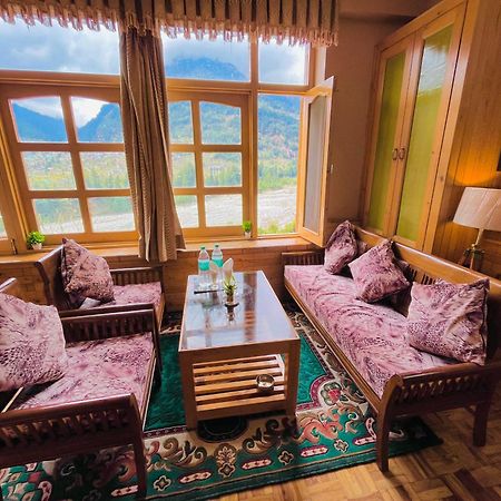 Snow Clad Riverview Hotel & Resort, Manali Exteriér fotografie