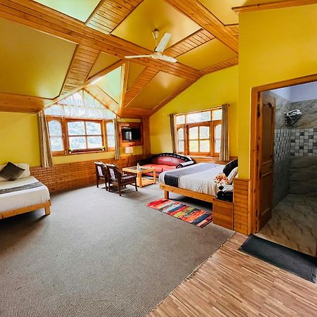 Snow Clad Riverview Hotel & Resort, Manali Exteriér fotografie