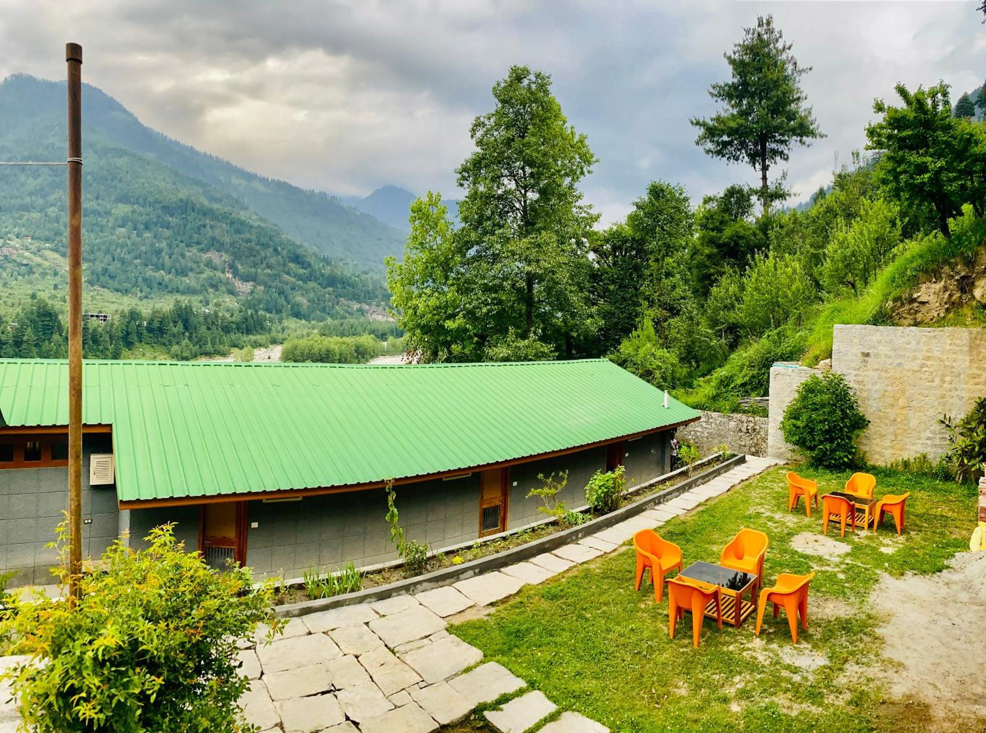 Snow Clad Riverview Hotel & Resort, Manali Exteriér fotografie