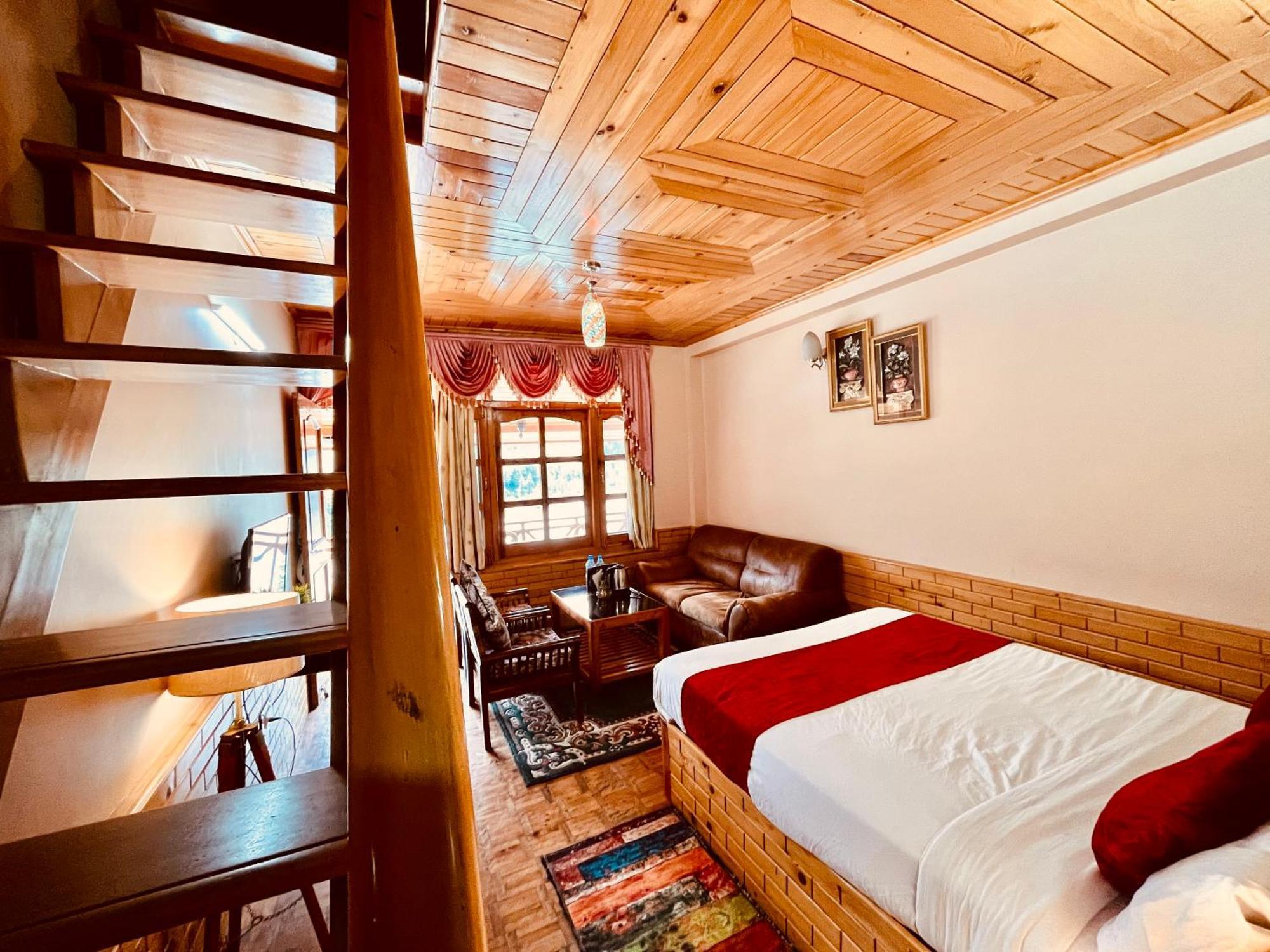 Snow Clad Riverview Hotel & Resort, Manali Exteriér fotografie