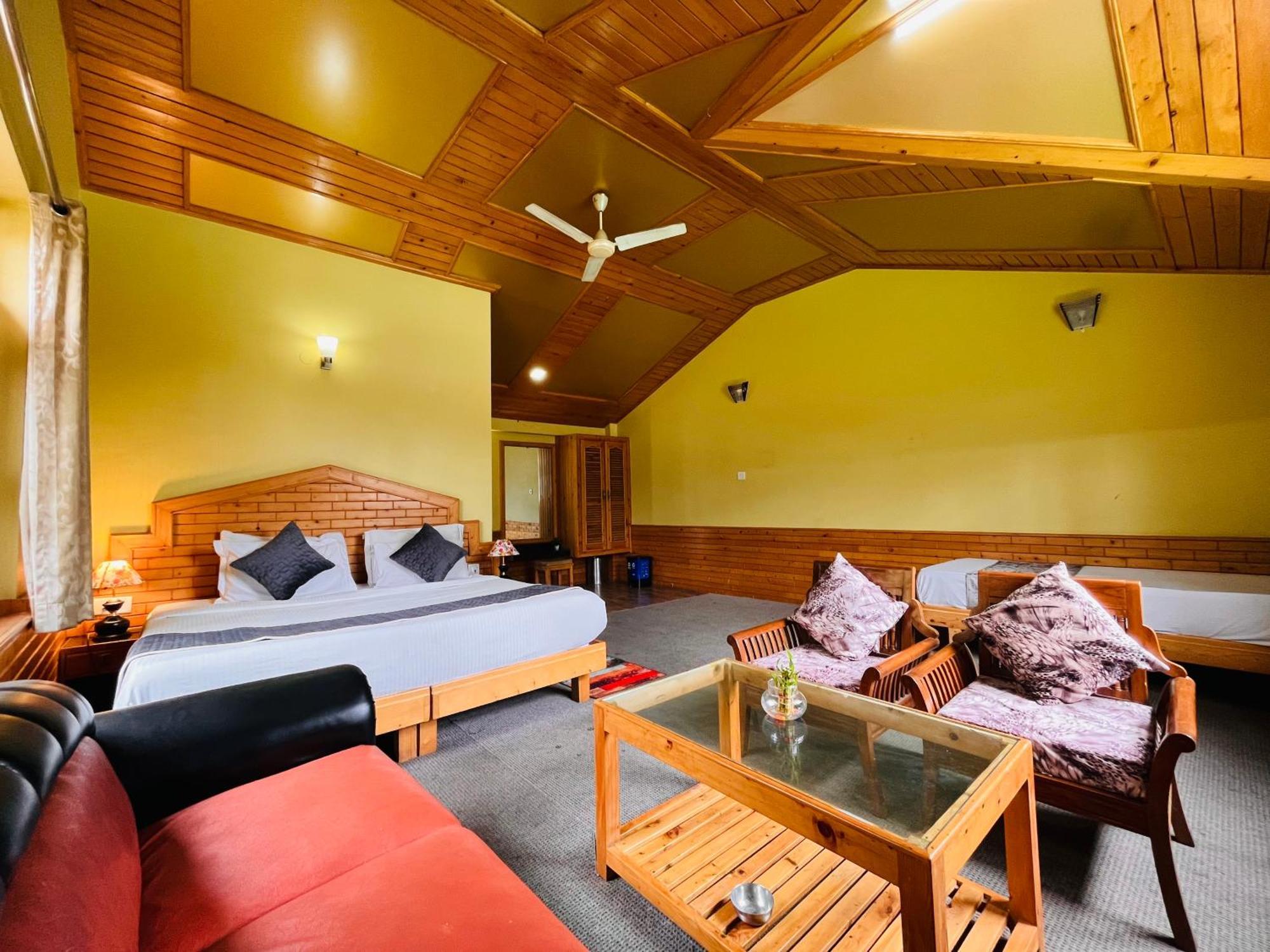 Snow Clad Riverview Hotel & Resort, Manali Exteriér fotografie